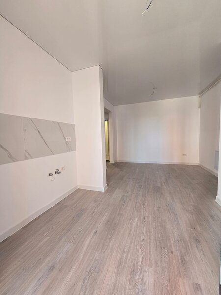 Dobroesti, Cristal Houses,