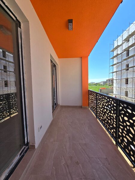 Dobroesti, Cristal Houses,